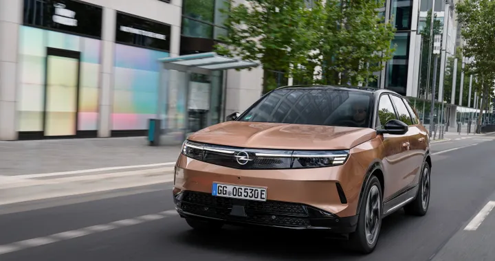 La storia dei sedili nei veicoli Opel: da quelli in pelle ai moderni Intelli-Seat Pro