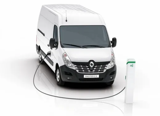 Renault Pro+: veicoli commerciali elettrici Kangoo ZE e Master ZE