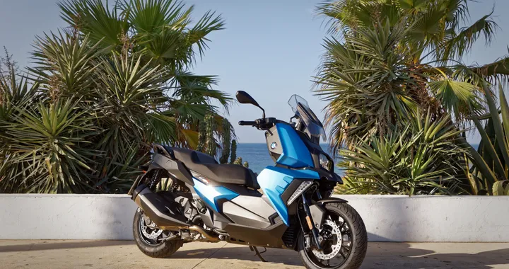 BMW C 400 X ufficiale a EICMA 2017: scooter premium di media cilindrata