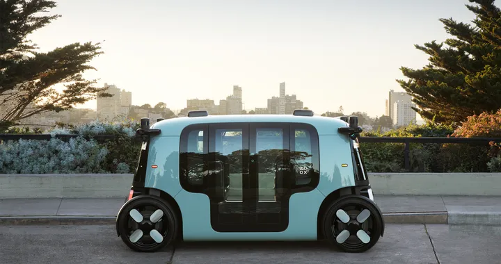 Zoox presenta il suo primo veicolo a guida autonoma per il trasporto passeggeri