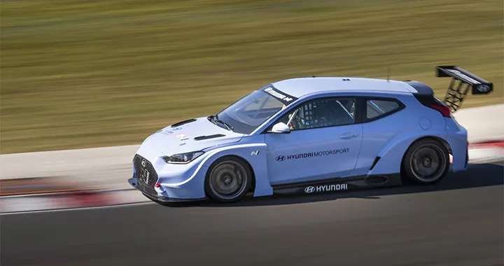 Hyundai trasferisce nella Veloster N ETCR l'esperienza del TCR