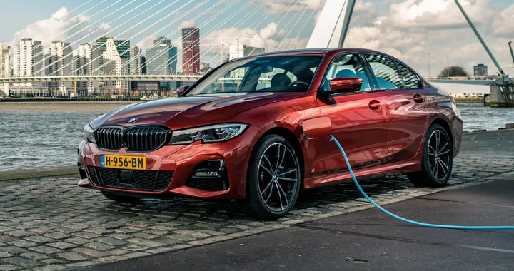 BMW eDrive Zones: ora disponibili in 138 città europee. Ecco come funzionano