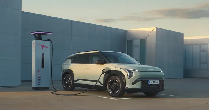 KIA Charge, oltre 800 mila punti di ricarica in Europa. Come funziona e prezzi