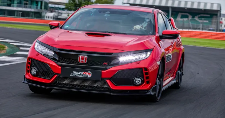Honda Civic Type R, la trazione anteriore conquista il record a Silverstone