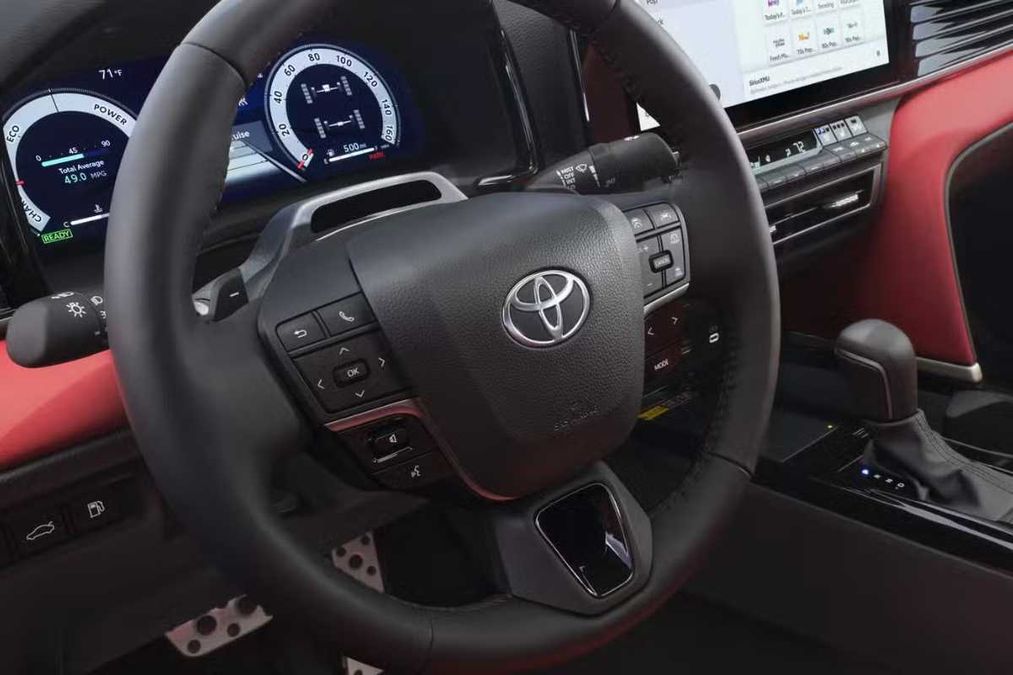 Anteprima: Toyota sviluppa il cambio automatico che memorizza le richieste del guidatore