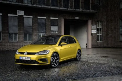 Volkswagen Golf, listino prezzi da 20.150 euro