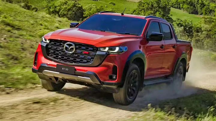 Mazda BT-50, confermata la nuova generazione: addio al diesel?