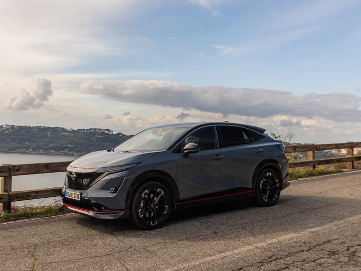 Nissan ed Edison semplificano la ricarica domestica con un servizio diretto nelle concessionarie