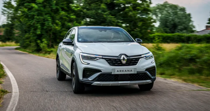 Renault Arkana E-TECH 145, primo contatto della Full Hybrid: prova consumi