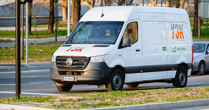 Ho fatto il corriere su Mercedes eSprinter con GLS: l'elettrico ha senso, ecco perché