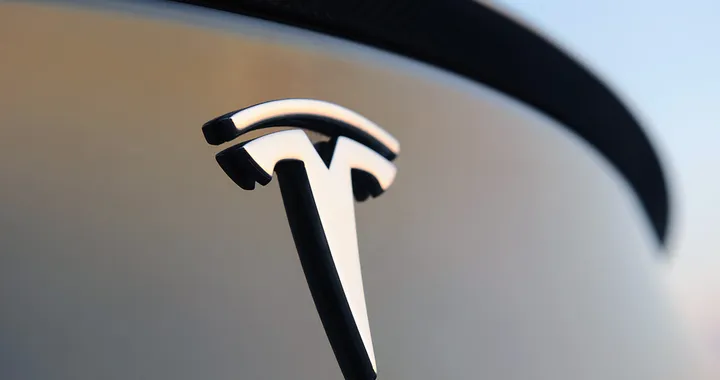 Tesla sta sviluppando le proprie batterie per veicoli elettrici | Rumor