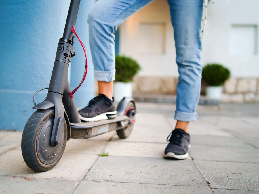 Anteprima: Monopattini elettrici: l’obbligo di assicurazione slitta a luglio