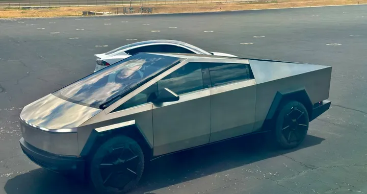 Elon Musk non è soddisfatto della qualità di Cybertruck: si può fare di meglio