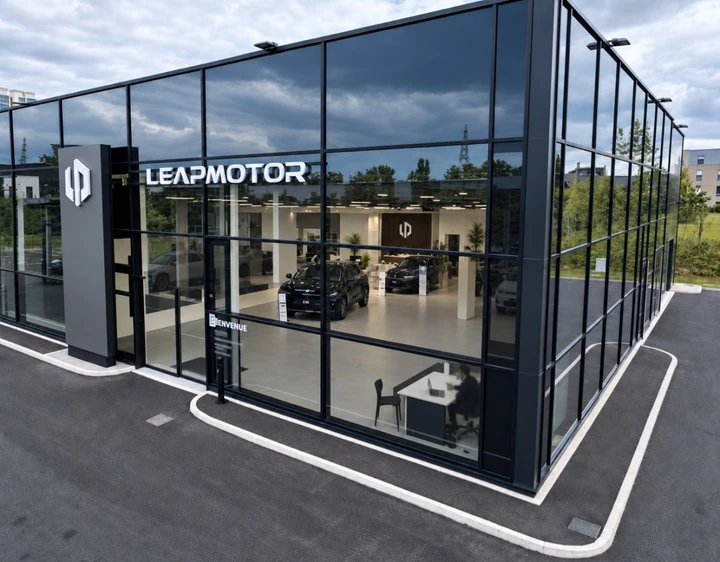 Leapmotor supera i 1.000 punti vendita in Europa: uno è raggiungibile in media in 22 minuti