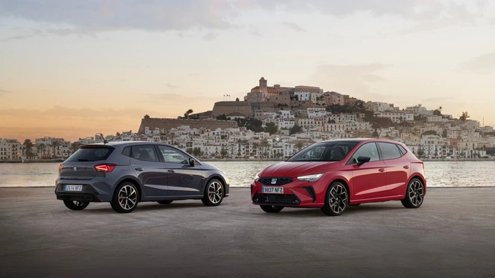 La Seat Ibiza 2026 è ordinabile: solo benzina con prezzi da 16.000 euro