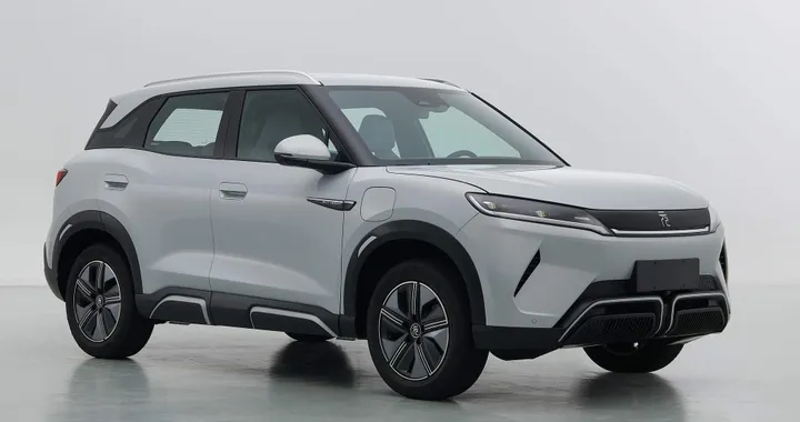BYD Yuan UP, prime informazioni sul nuovo SUV elettrico cinese