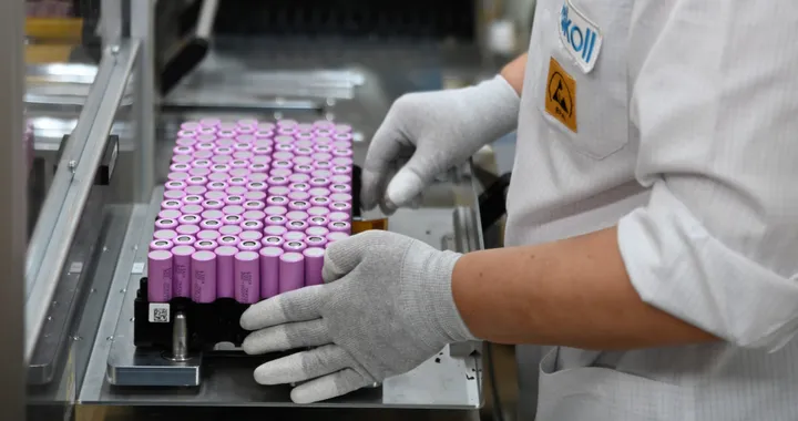 Batterie per auto ed elettronica, BASF e Nanotech riciclano per tagliare la CO2