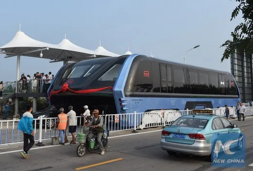 TEB-1: il prototipo di "straddling bus" realizzato in Cina