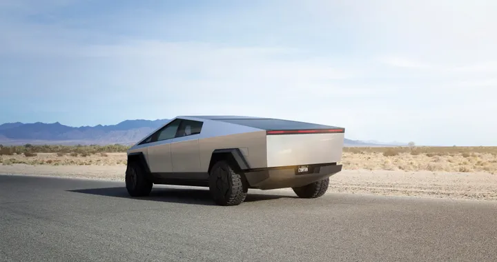 Tesla Cybertruck, per il pickup elettrico anche una versione &quot;Performance&quot;?