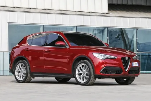 Alfa Romeo Stelvio, a Ginevra debutta la Super da 180 CV