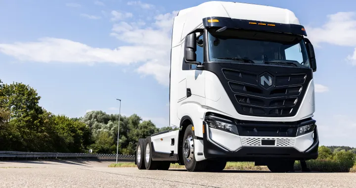 IVECO e Nikola inaugurano l'impianto per la produzione dei camion elettrici