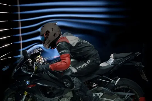 Schuberth inaugura una nuova galleria del vento