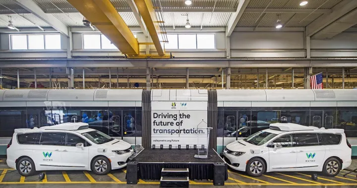 Guida autonoma, Waymo esplora soluzioni di trasporto con Valley Metro