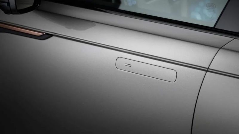 La Cina contro le maniglie elettriche a scomparsa: saranno vietate. Che succede?