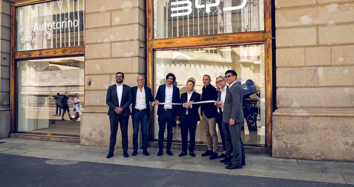 BYD apre a Milano un nuovo showroom con Autotorino