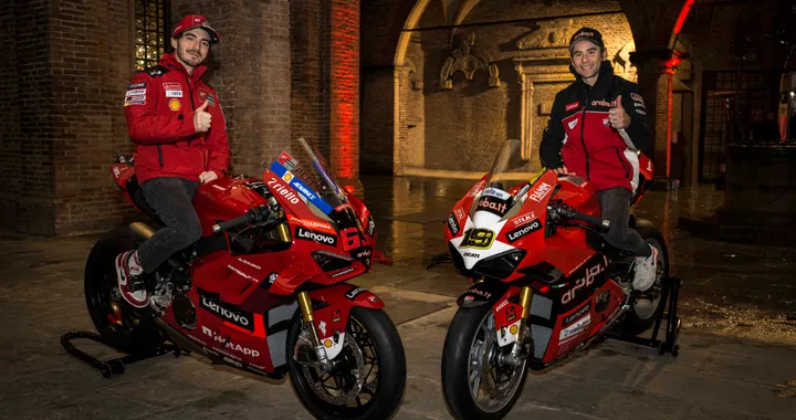 Ducati Panigale V4, due serie limitate per celebrare i trionfi di Bagnaia e Bautista
