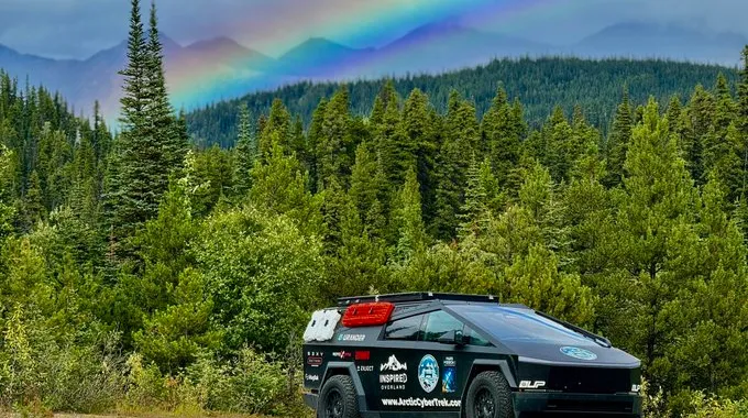 Artic Cybertrek: ecco un vero test di resistenza per il Cybertruck