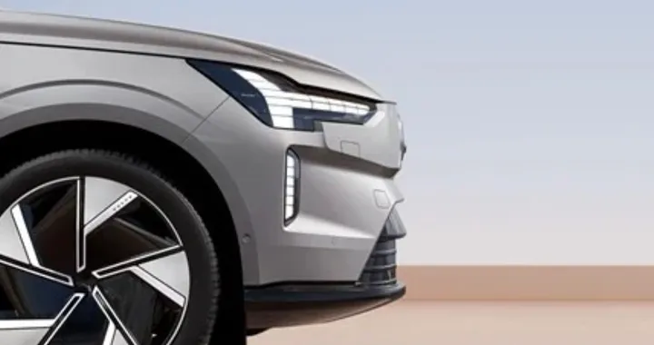 Volvo, cambio delle gomme danneggiate gratis entro 3 anni dall'acquisto dell'auto