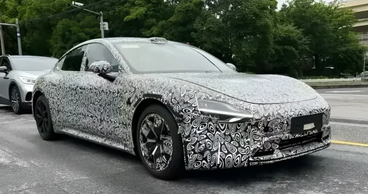 Xiaomi SU7, si sta già lavorando al restyling della berlina elettrica?