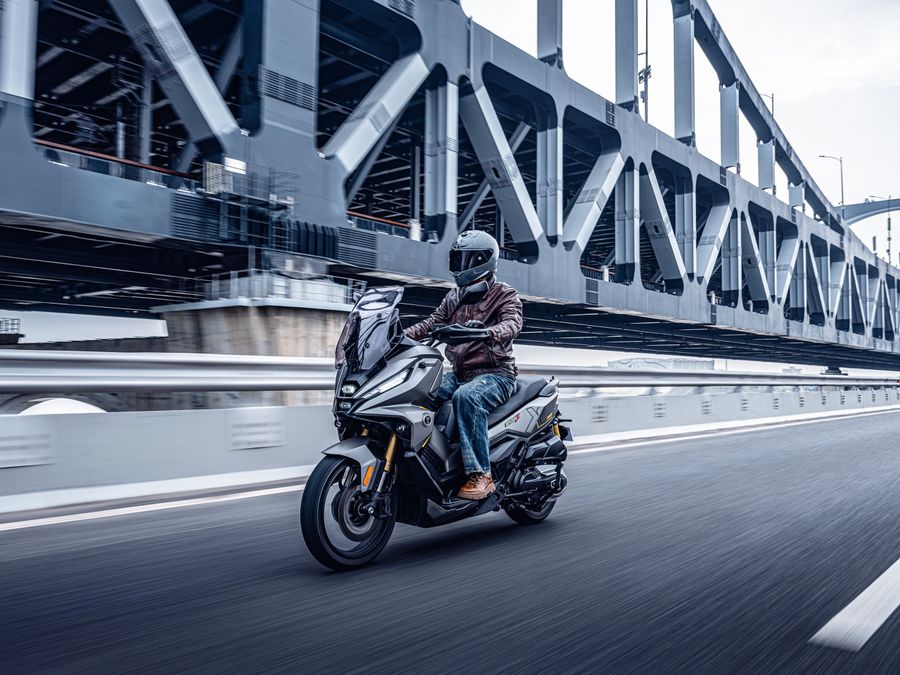 Loncin e Voge a EICMA 2025 con tre nuove soluzioni tra avventura, città e lavoro