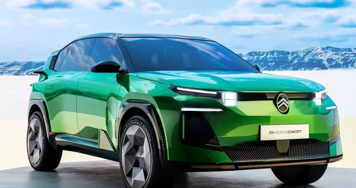 Anteprima del futuro di Citroën: ecco la C5 Aircross Concept