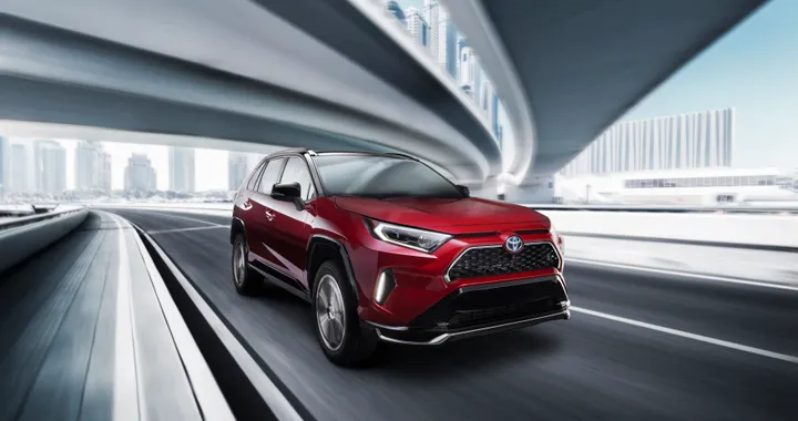Toyota RAV4: ufficiale il Plug-in Hybrid. Ancora più potenza e autonomia elettrica