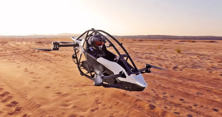 L'auto volante Jetson One spicca il volo: primo modello di produzione stabile