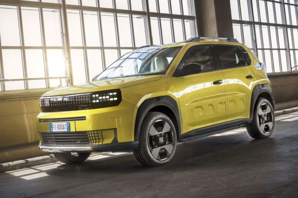 FIAT lancia richiamo per 500e e Grande Panda per aggiornamento software