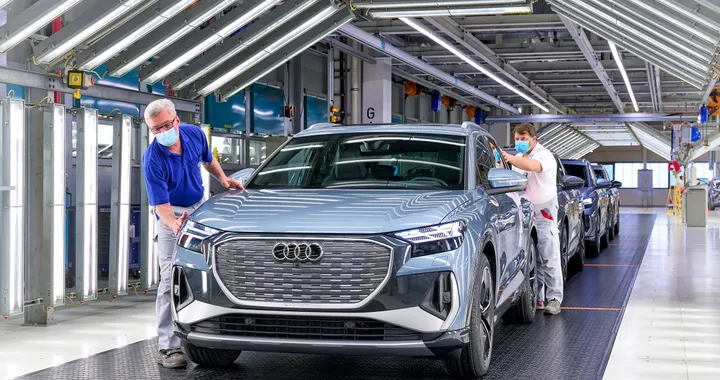 Audi conferma: dal 2026 solo nuove auto elettriche