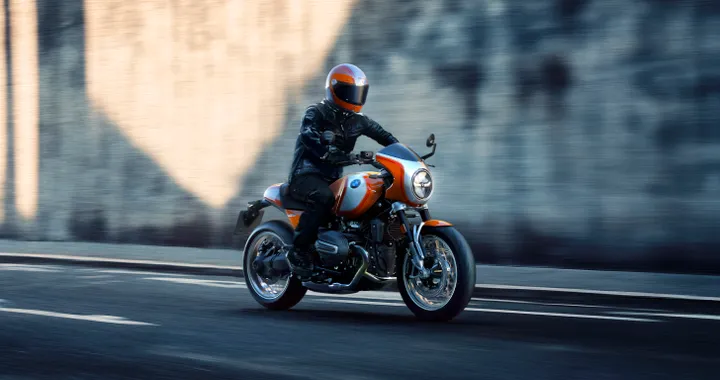BMW R 12 S: tributo all'iconica BMW R 90 S