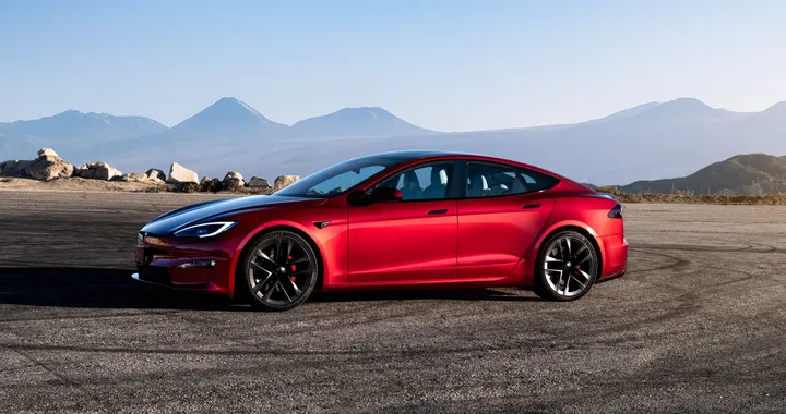 Tesla, oltre 422 mila auto consegnate nel primo trimestre del 2023