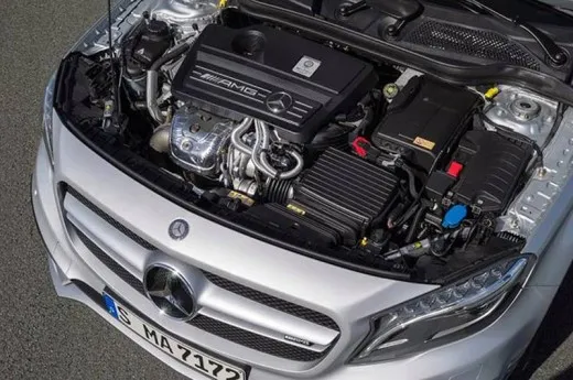 Mercedes GLA 45 AMG: foto e dettagli