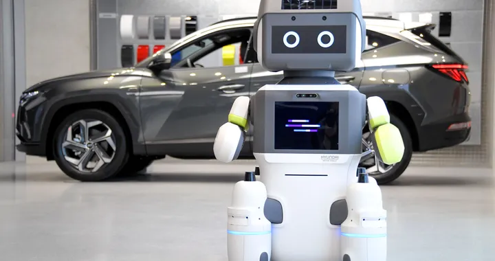 Hyundai: ecco DAL-e, il robot che assiste i clienti in concessionaria