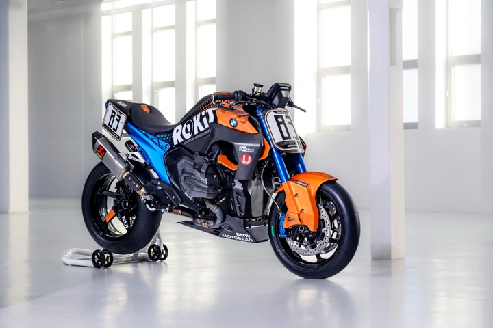 BMW R 1300 R Superhooligan: il tributo 
