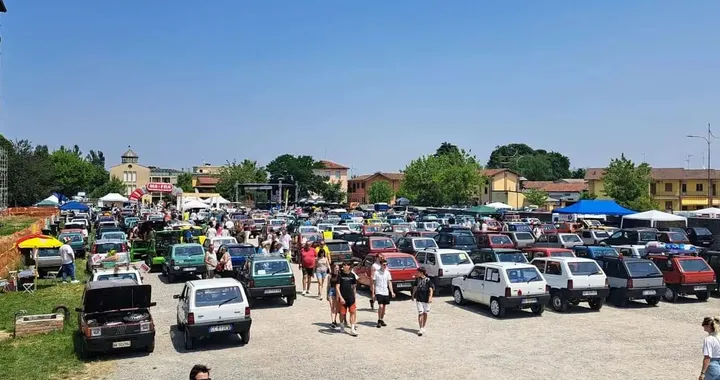 Panda a Pandino 2024, al via le iscrizioni del più grande raduno di Fiat Panda