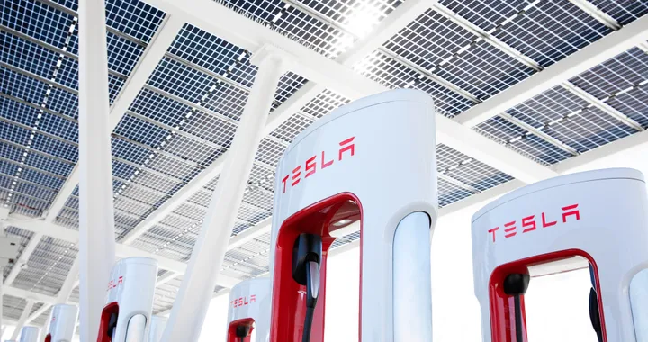 Le idee di Tesla contro i vandali dei Supercharger