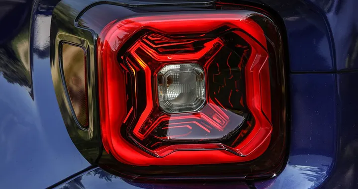 Jeep Renegade MY 19 debutta a Torino con nuovi motori 1.0 e 1.3 | TEASER