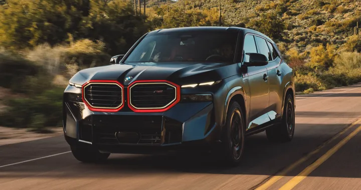 BMW XM Label Red, 748 CV per il nuovo SUV Plug-in