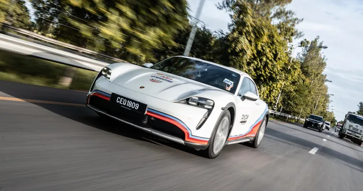 Porsche Taycan, da Bangkok a Singapore: 1.845 km in meno di 30 ore