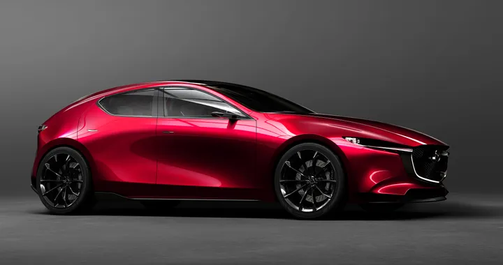 Mazda festeggia i 20 anni della Mazda3